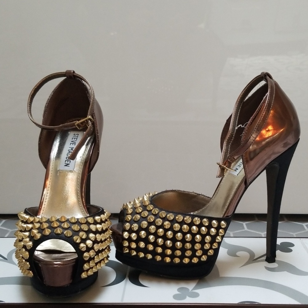 Steve Madden Heals
